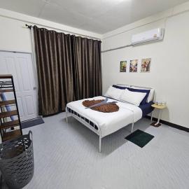 Entired townhome 2 BR Near Taopoon MRT 1min by walk