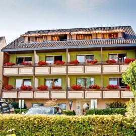 Gästehaus Merk Merk Gbr, Hotel in Immenstaad am Bodensee