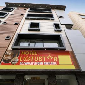 FabHotel Lotus Star