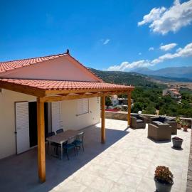 Casa Potamies