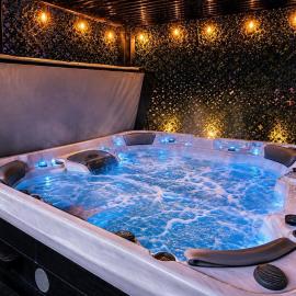 Pocono HIT Different Hot Tub, Theater & Arcade