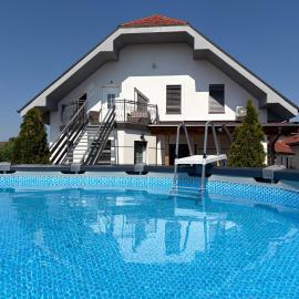 Apartments & rooms Ksenya, Hotel in Spodnja Hajdina