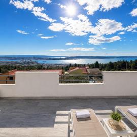 Beautiful duplex apartment with view
