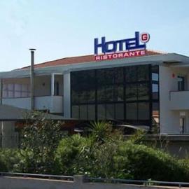 Hotel Grotte, hotel a Mongiove