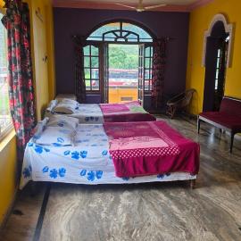 Sri Devi Comforts, Hotel in Kalasa