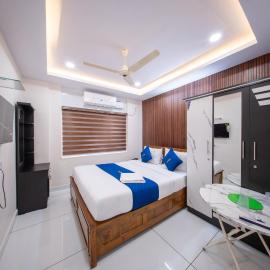 BREEZA GRANd, hotel in Kaniyapuram
