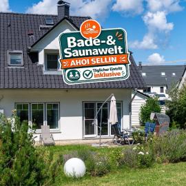 Ferienhaus "Stella Olivia" - Bade- & Saunawelt täglich inklusive, hotell i Lobbe