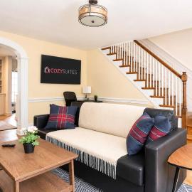 Spacious 4BR CozySuites in Old Town Alexandria