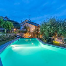 Villa Zara by Holidogs
