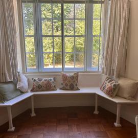 Fossils, Beaches and Cosy nights at Langmoor Manor, hotel a Charmouth