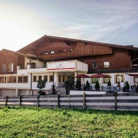 Das Hopfgarten Aparthotel, viešbutis mieste Hopfgarten im Brixental