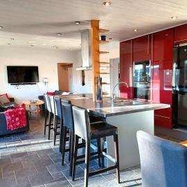 6BR for Large Groups with Two Saunas