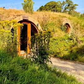 Arts Hollow, Hotel in Binegar