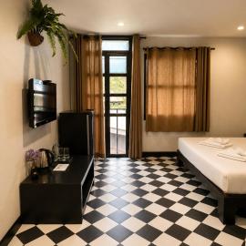 SaintLove Hotel