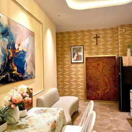 Toàn bộ nhà riêng - Nguyên căn Nguyễn Cư Trinh 5 phòng ngủ 6wc 7 giường, hotel in Ho Chi Minh City
