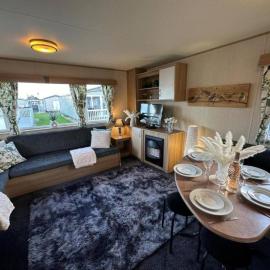 Golden Sands Coastal Retreat