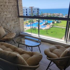 Standing Appartement Prestigia Ocean Hill front Mer, hotel a Sidi Bouqnadel