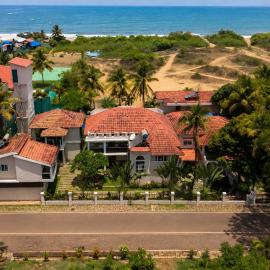 Resort Coqueiral - A Portuguese Heritage Stay by the Sea, hotel a Candolim