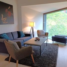 Modern 3BR with Sauna & Fireplace
