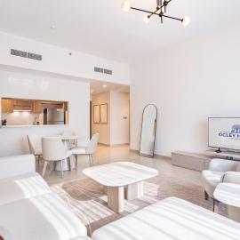 Bright Luxe Home in Yas Island