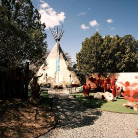 Luxurious Tipi with Insulated Comfort Near Ruidoso in Nogal, New Mexico, hotel v destinaci Nogal