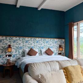 MATANAI HOUSE X THHP - The Deck Villa Mukteshwar - 2 Bedroom Bonfire & BBQ, hotel in Mukteshwar