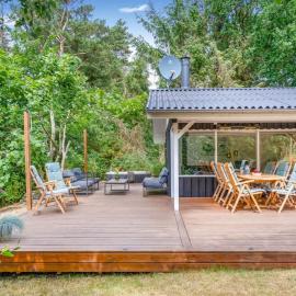 Holiday Home Adam - from the sea by Interhome, hotel u gradu 'Hadsund'