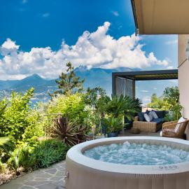 The Hidden Gem – Jacuzzi Lake View
