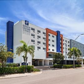 Holiday Inn Express & Suites Miami Intl Airport - 36th St by IHG