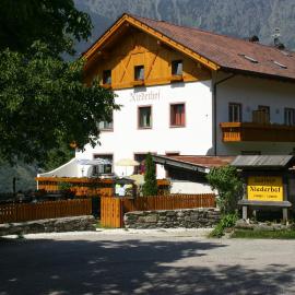 Niederhof, Hotel in Partschins