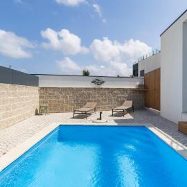 Outstanding Villa with Private Pool by LovelyStay