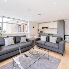 Roomspace Serviced Apartments- Syward Place, hotel u gradu Chertsey