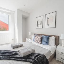 Lovely 1 Bedroom Apartment in Eastleigh Town Centre