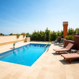Borgo Villa Reževići, viešbutis mieste Katun
