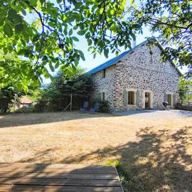 Gîte les Vieilles Poutres, hotel in Vigeois