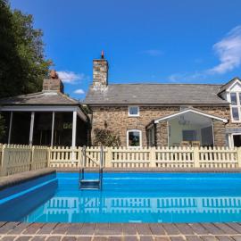 Bryn Y Garreg Cottage - The Wireless Free Farm