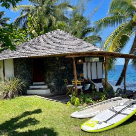 Bungalow sur la mer, hotel Teahupooban
