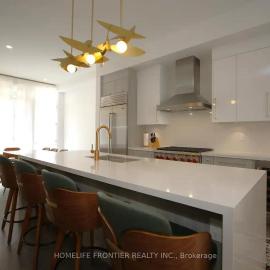 Brand New, Luxurious and Spacious 4 Level Townhouse, Hotel in Richmond Hill