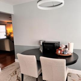 En-suite Luxury Bedroom Near JFK and UBS, hotel i Elmont