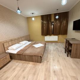 4 Rooms Guest House