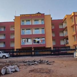 Kilima Suites, hotel u gradu 'Taveta'