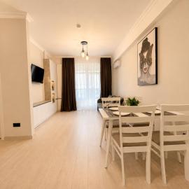 OASIS, Charming 1BD apartment with living room, hotel v destinácii Kišiňov