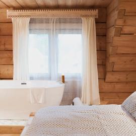 Willa Madejówka - Apartamenty z Widokiem na Góry i Wanną z Jacuzzi, hotel in Ząb