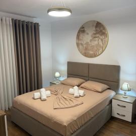 Topuzi Grand House, hotel in Pogradec