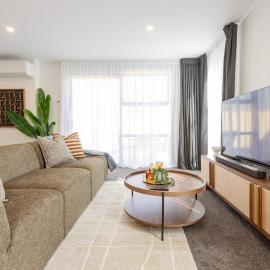 Modern family home, 3 bedrooms, 2 bathrooms Sleeps 6, hotel in Prebbleton