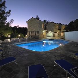 Platres Villas