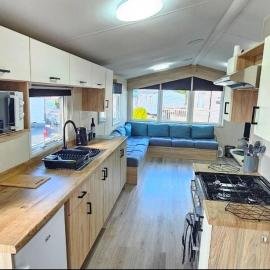 Haggerston Castle Caravan Hire West Lawn MD, hotel in Cheswick