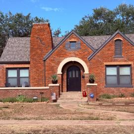 Historic 1914 Texas Tudor Walk to TTU Campus