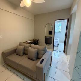 Apto com 2 quartos e A/C no Centro