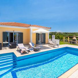 Europe Villa Io、Fokátaのホテル